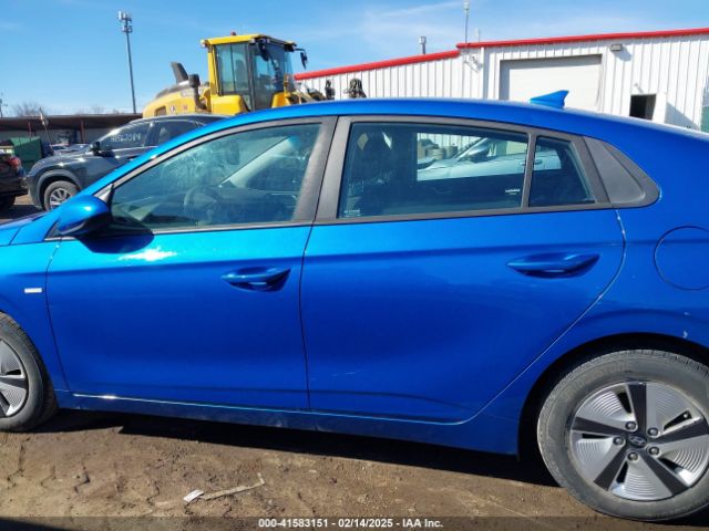 KMHC65LC3JU072993 Hyundai Ioniq Hybrid Blue