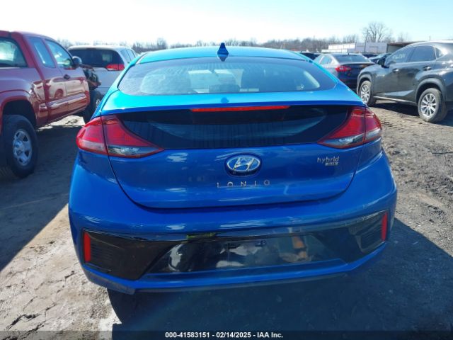 KMHC65LC3JU072993 Hyundai Ioniq Hybrid Blue