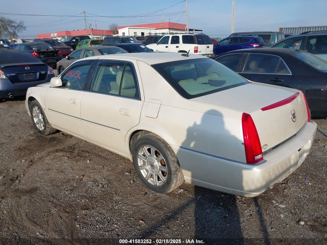 2008 CADILLAC DTS 1G6KD57Y98U138410 Photo 2