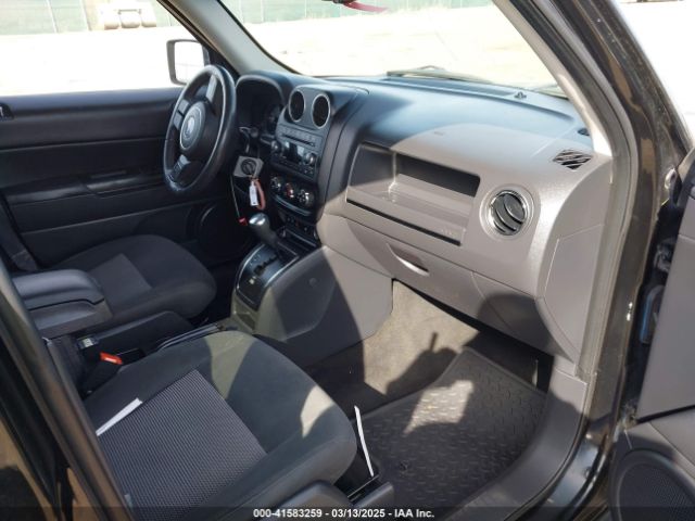 1C4NJRFBXHD174100 Jeep Patriot Latitude 4x4