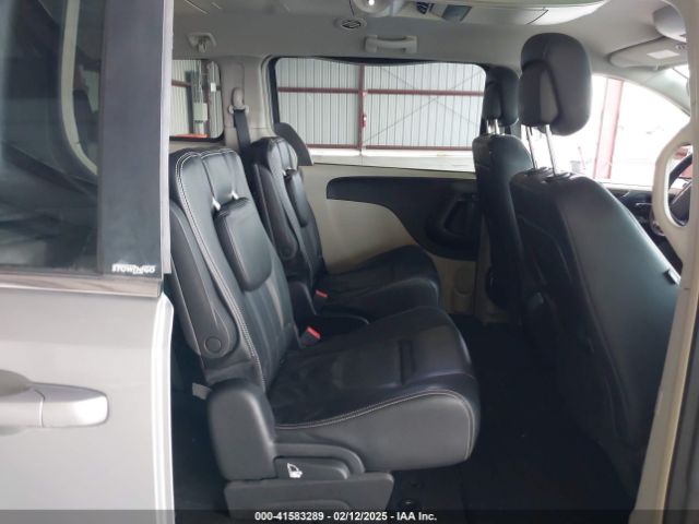 2C4RC1BG6ER178183 Chrysler Town & Country Touring