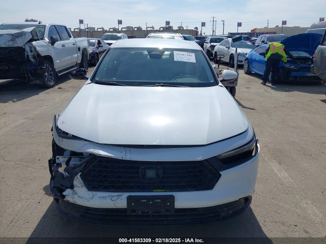1HGCY1F29PA057811 Honda ACCORD LX