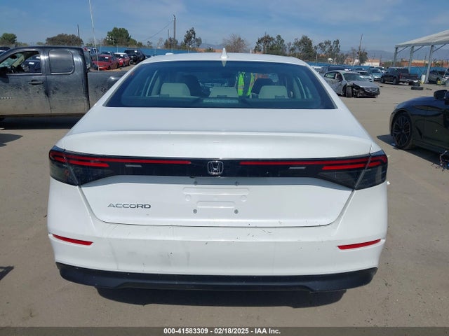 1HGCY1F29PA057811 Honda ACCORD LX