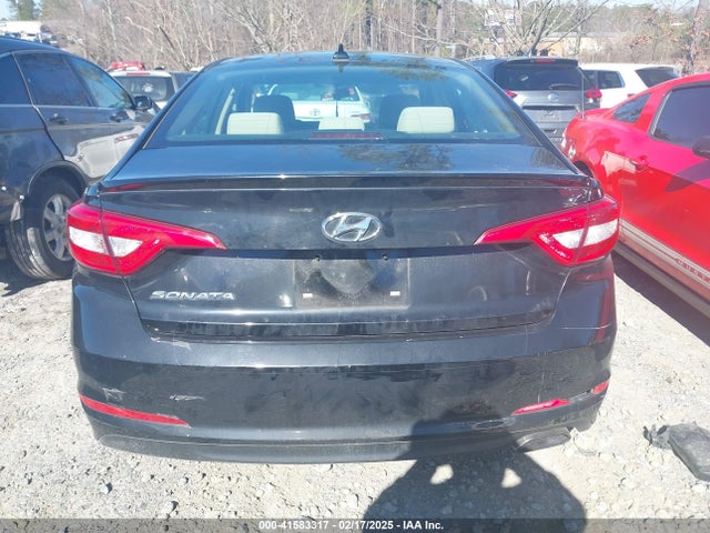 5NPE24AF8FH145521 Hyundai SONATA SE