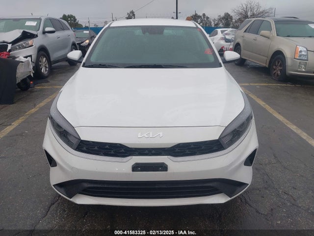3KPF24AD2RE695485 KIA Forte Lxs