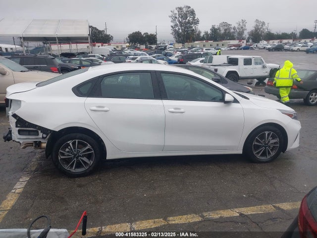 3KPF24AD2RE695485 KIA Forte Lxs
