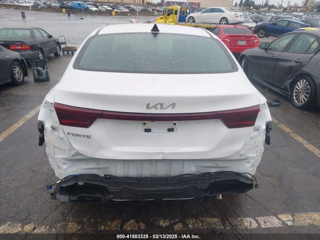 3KPF24AD2RE695485 KIA Forte Lxs
