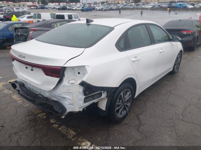 3KPF24AD2RE695485 KIA Forte Lxs
