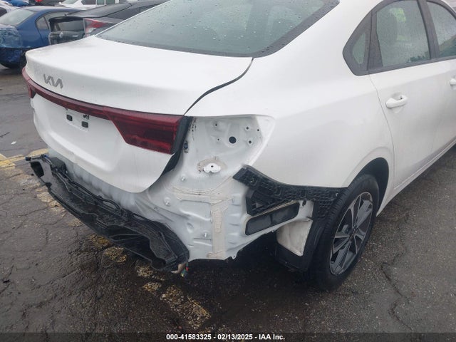 3KPF24AD2RE695485 KIA Forte Lxs