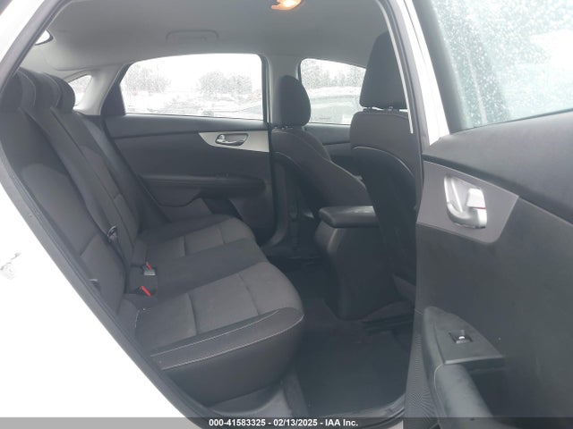 3KPF24AD2RE695485 KIA Forte Lxs