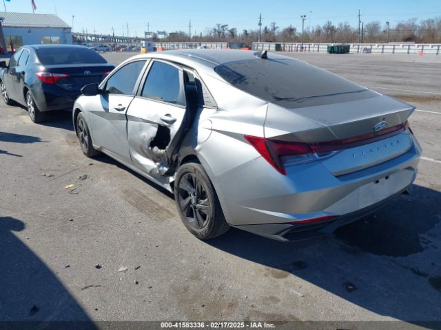 5NPLM4AGXPH104027 Hyundai ELANTRA SEL