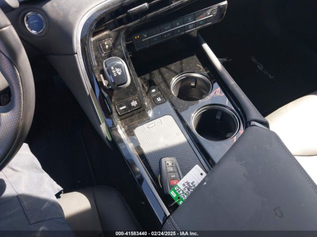 JTDAAAAA5NA006991 Toyota Mirai Xle