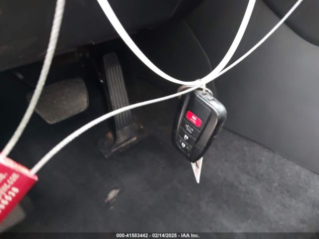 2T3W1RFV1RC263820 Toyota Rav4 Xle