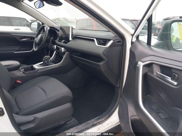 2T3W1RFV1RC263820 Toyota Rav4 Xle