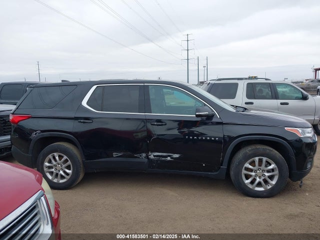Chevrolet Traverse Ls 2018 1GNERFKW1JJ257896 Image 13
