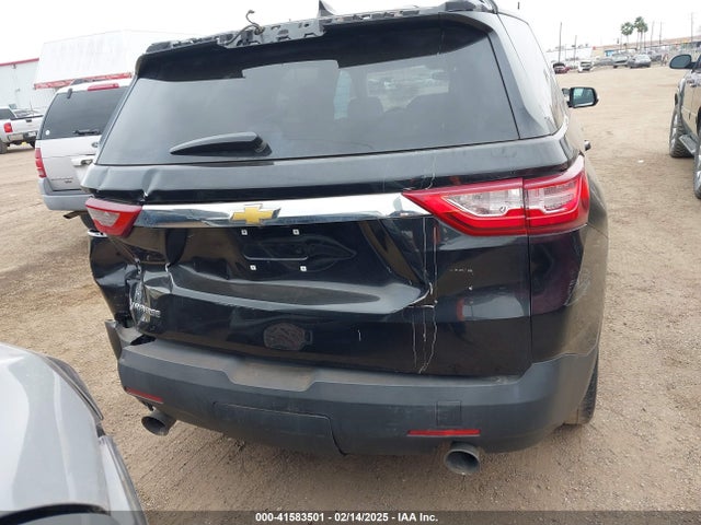 Chevrolet Traverse Ls 2018 1GNERFKW1JJ257896 Image 16