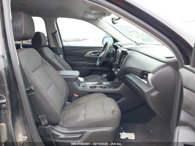 Chevrolet Traverse Ls 2018 1GNERFKW1JJ257896 Image 5