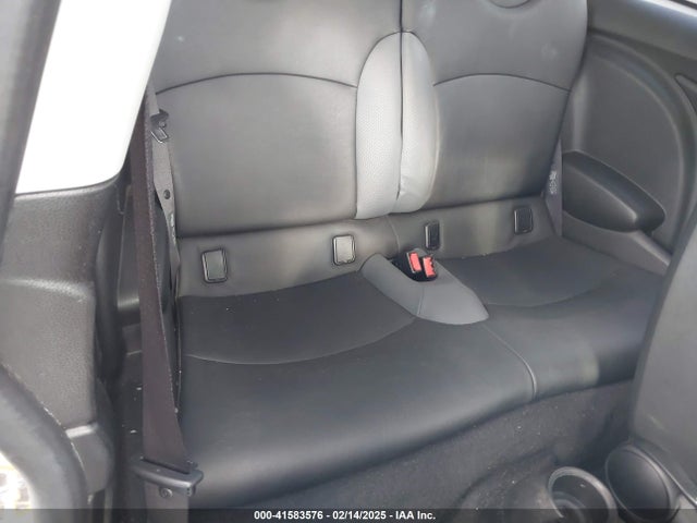 2007 MINI COOPER WMWMF33577TT54659 Photo 7