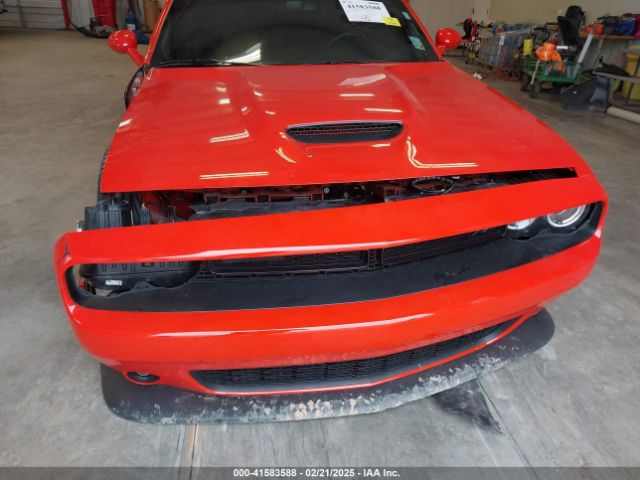 2C3CDZBT8PH669897 Dodge Challenger R/t