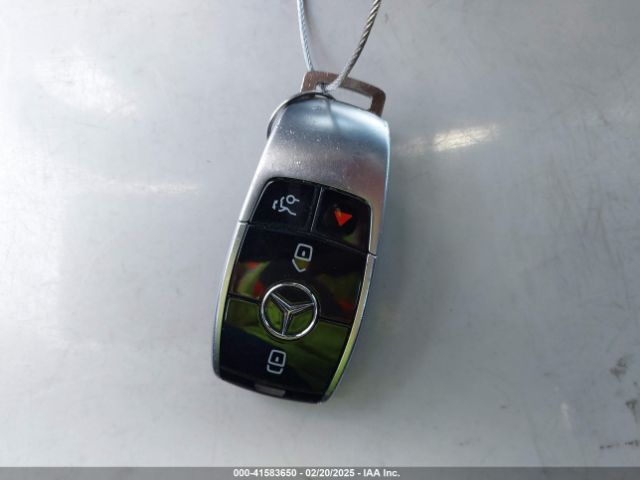 WDDZF4JBXKA549463 Mercedes-Benz E 300