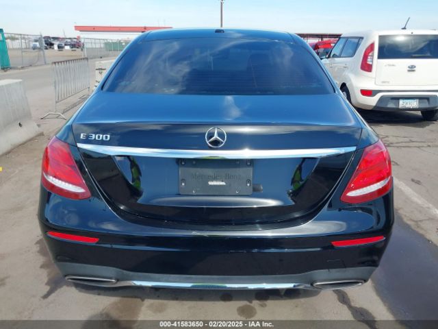 WDDZF4JBXKA549463 Mercedes-Benz E 300