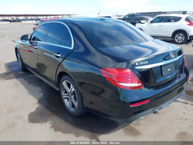 WDDZF4JBXKA549463 Mercedes-Benz E 300