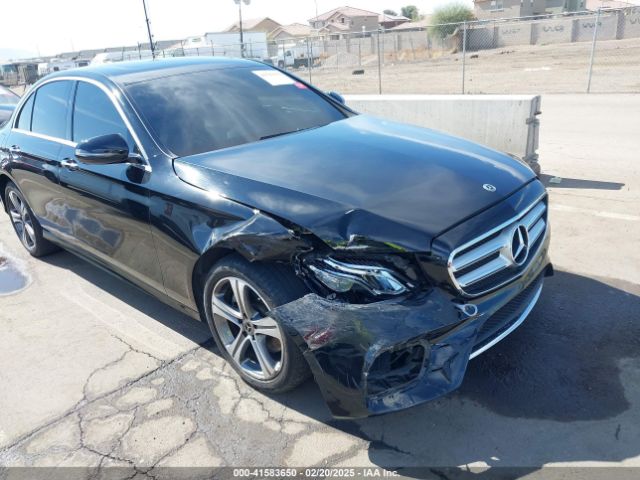 WDDZF4JBXKA549463 Mercedes-Benz E 300