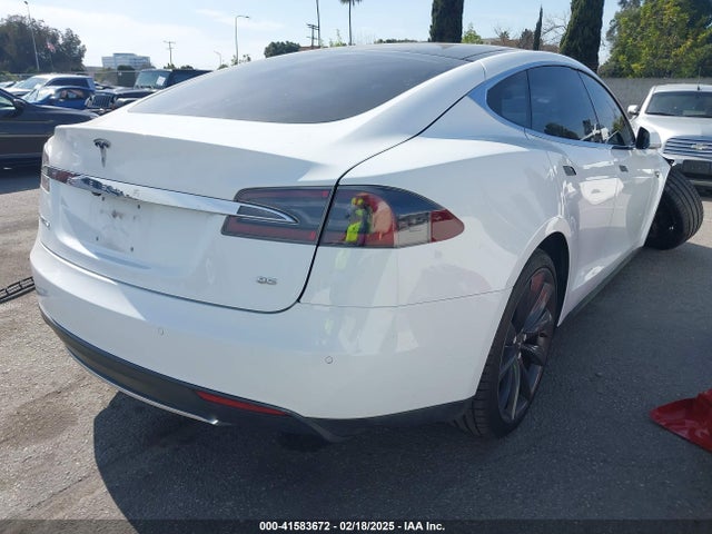 2014 TESLA MODEL S 5YJSA1H15EFP46980 Photo 3