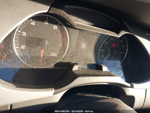 2011 Audi A4 2.0t Premium მანქანა იყიდება აუქციონზე, vin: WAUEFAFL6BN014676, აუქციონის ნომერი: 41583763