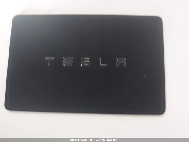2021 TESLA MODEL Y 5YJYGDEF4MF092062 Photo 10