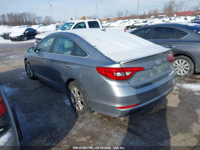 Hyundai SONATA SE 2015 5NPE24AF6FH211046 Image 3