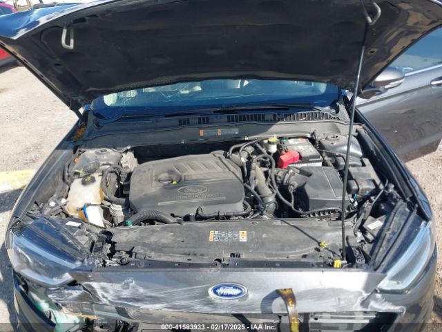 3FA6P0HDXHR372850 Ford FUSION SE