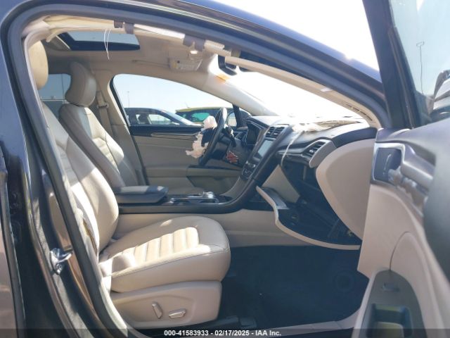3FA6P0HDXHR372850 Ford FUSION SE