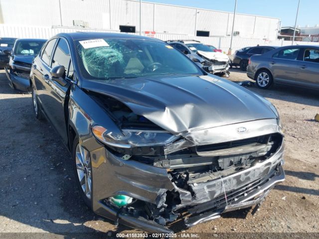 3FA6P0HDXHR372850 Ford FUSION SE