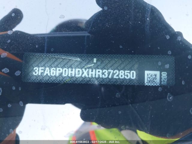 3FA6P0HDXHR372850 Ford FUSION SE