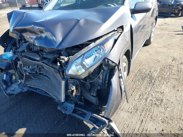 Honda HR-V LX 2017 3CZRU6H31HG701063 Image 6