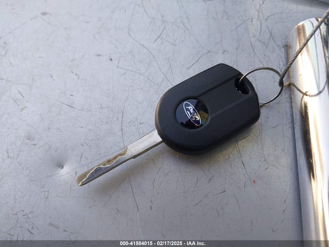 1FMCU9GD9HUA98041 Ford ESCAPE SE