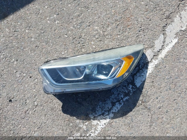 1FMCU9GD9HUA98041 Ford ESCAPE SE