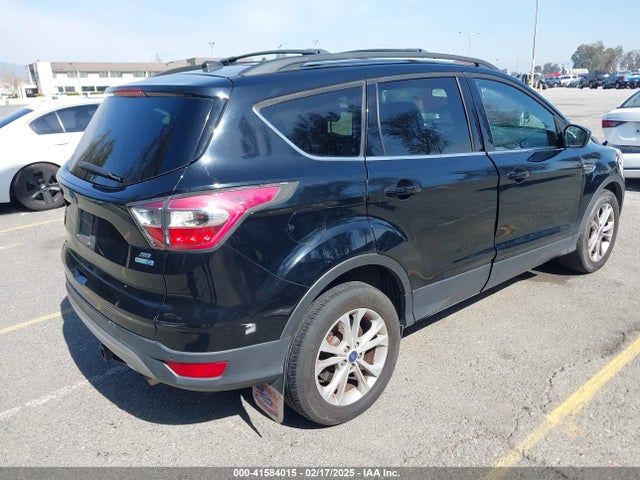 1FMCU9GD9HUA98041 Ford ESCAPE SE