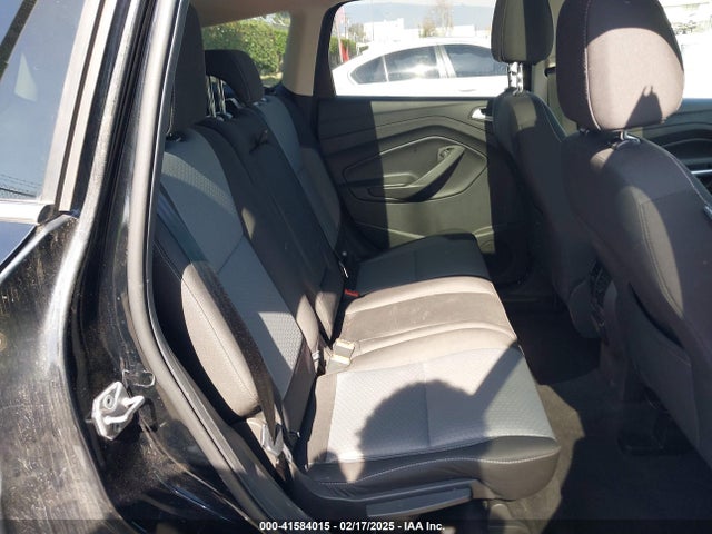 1FMCU9GD9HUA98041 Ford ESCAPE SE