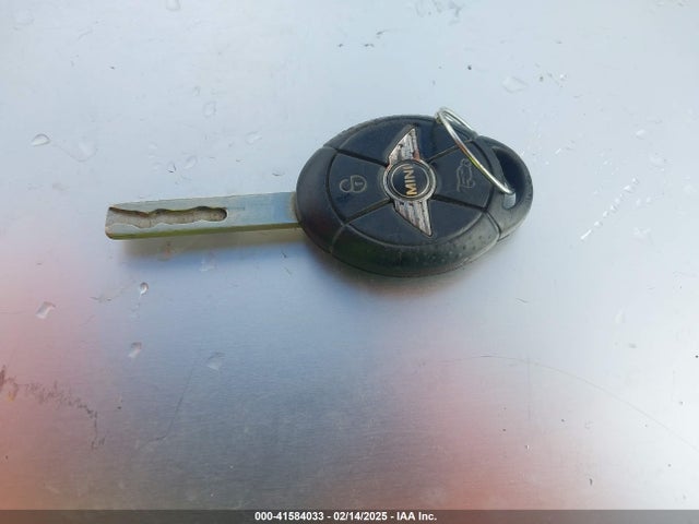 2008 MINI COOPER WMWRF33568TG18657 Photo 10