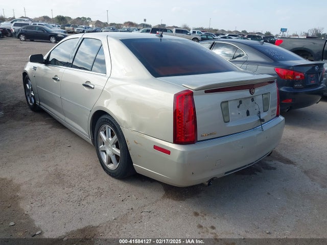 2008 CADILLAC STS 1G6DW67VX80103882 Photo 2