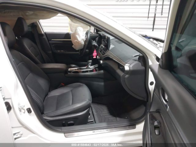 1N4BL4EW3PN303751 Nissan Altima Sl Intelligent Awd