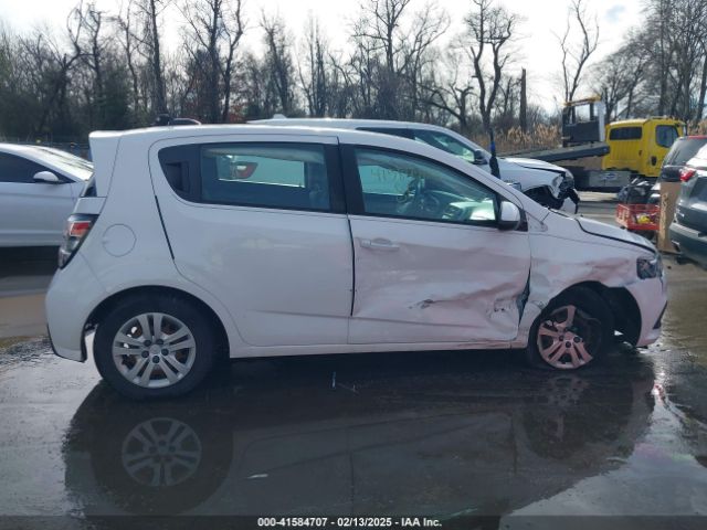 1G1JG6SH5H4137745 Chevrolet Sonic Lt Auto