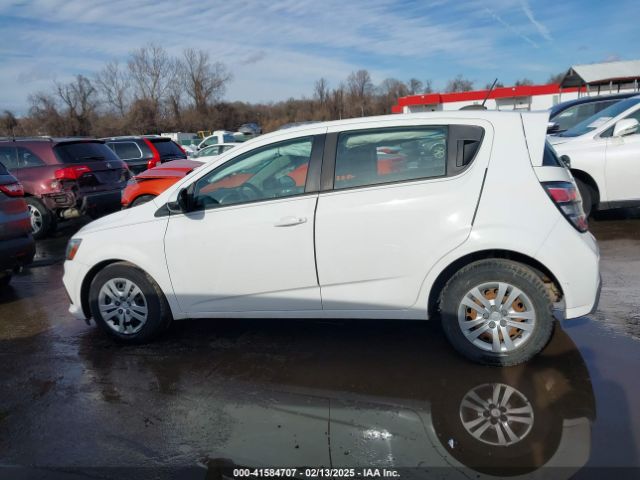 1G1JG6SH5H4137745 Chevrolet Sonic Lt Auto
