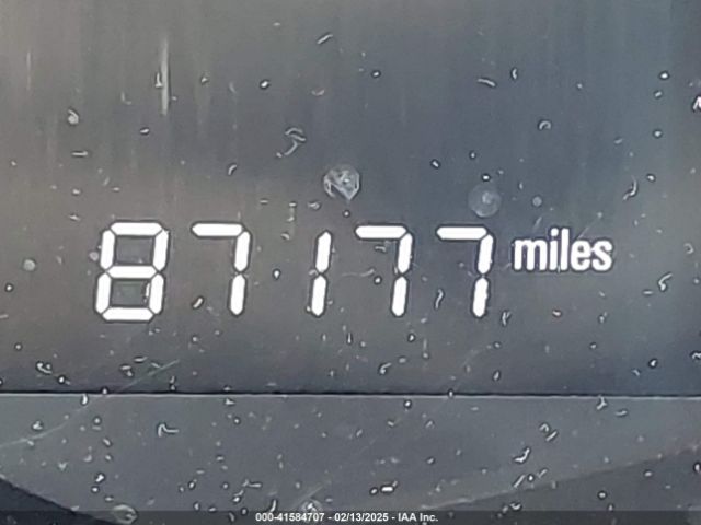 1G1JG6SH5H4137745 Chevrolet Sonic Lt Auto