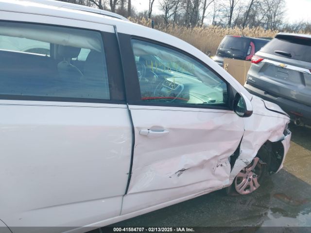 1G1JG6SH5H4137745 Chevrolet Sonic Lt Auto