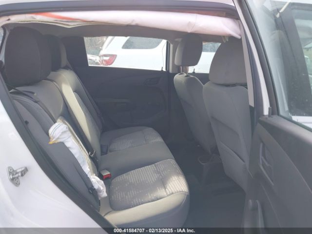 1G1JG6SH5H4137745 Chevrolet Sonic Lt Auto
