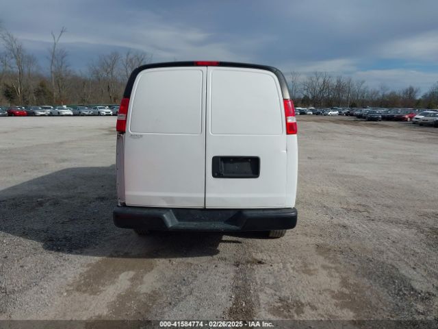 1GCWGBFP1M1240017 Chevrolet Express Cargo Rwd 2500 Extended Wheelbase Wt