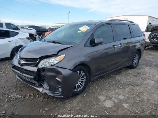 5TDYZ3DCXLS074767 Toyota SIENNA XLE